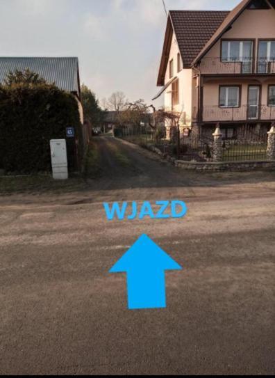 Apartament z antresola dla dzieci Okszow Esterno foto
