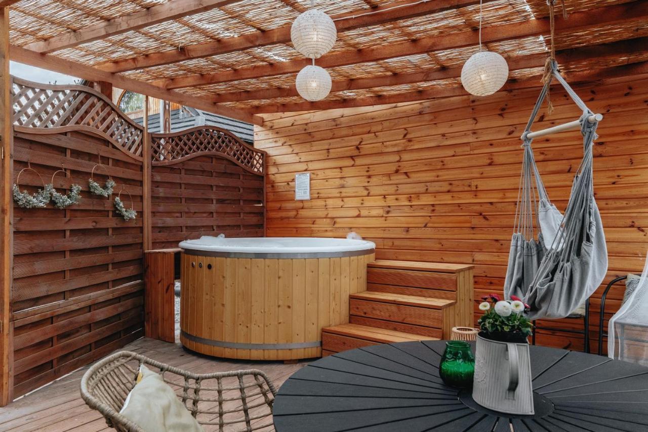 Apartament z antresola dla dzieci Okszow Esterno foto