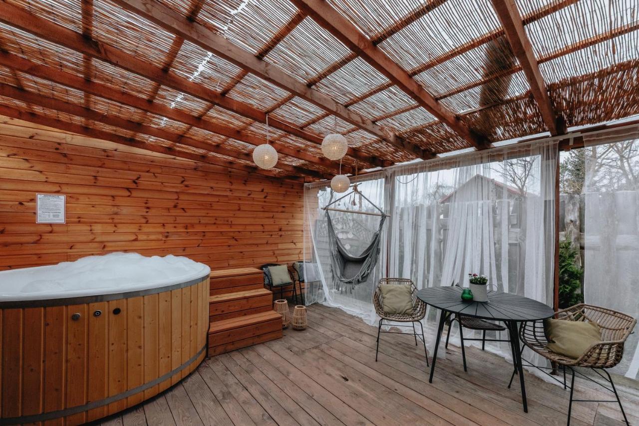 Apartament z antresola dla dzieci Okszow Esterno foto